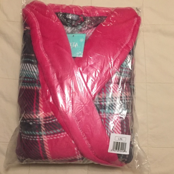 Ulta Other - Bath Robe by Ulta